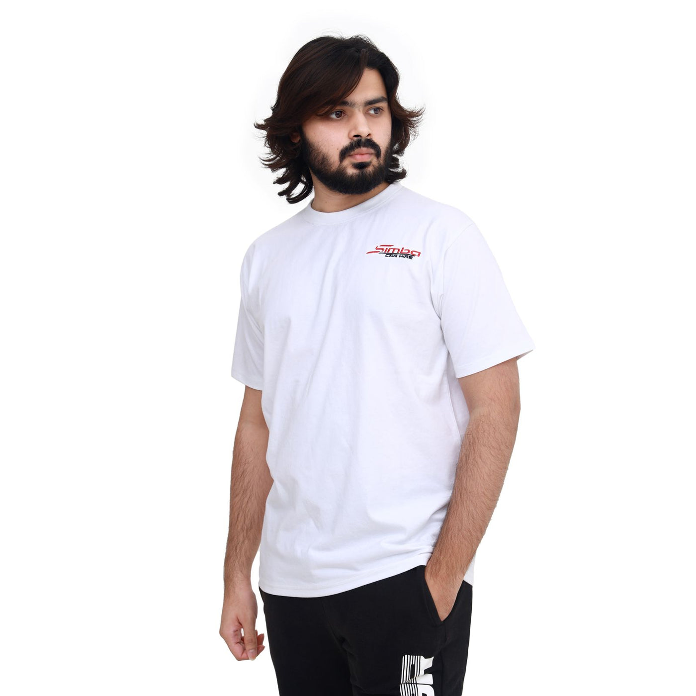 "Classic Fit T-Shirt White – Everyday Comfort and Style"